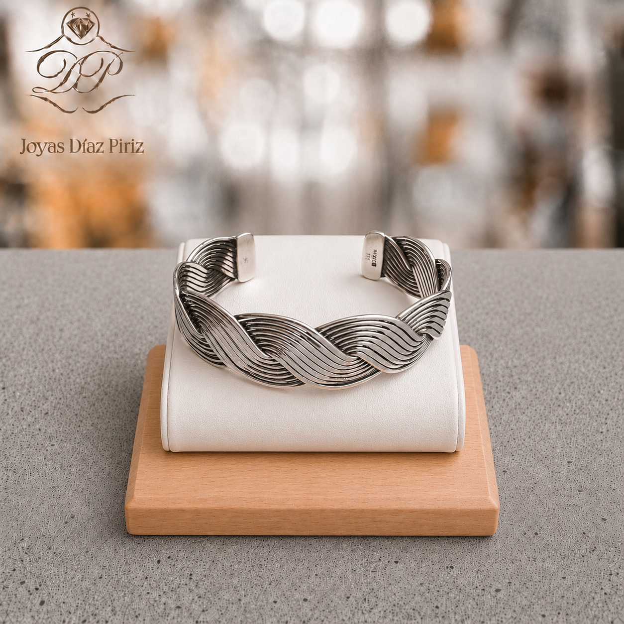 ESCLAVA TRENZADA DE PLATA