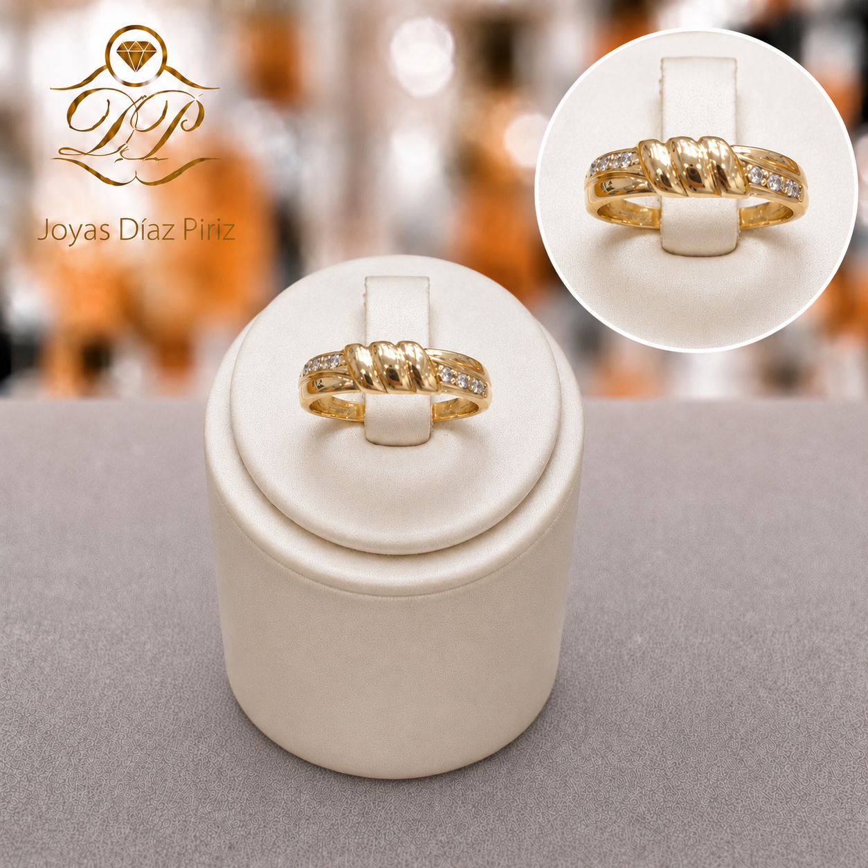 ANILLO ORO 18K/ZAFIROS BLANCOS