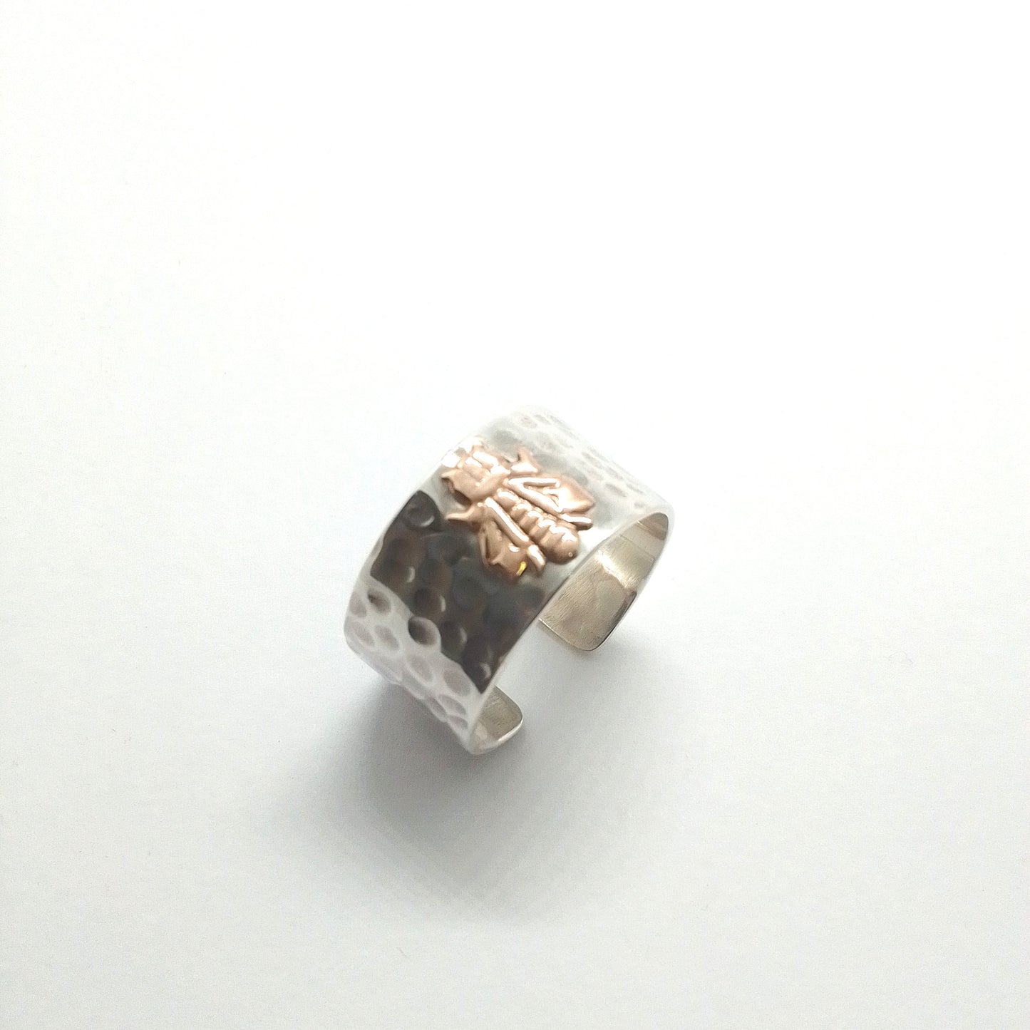 Anillo Plata y Oro Martillado Profecion Maestra