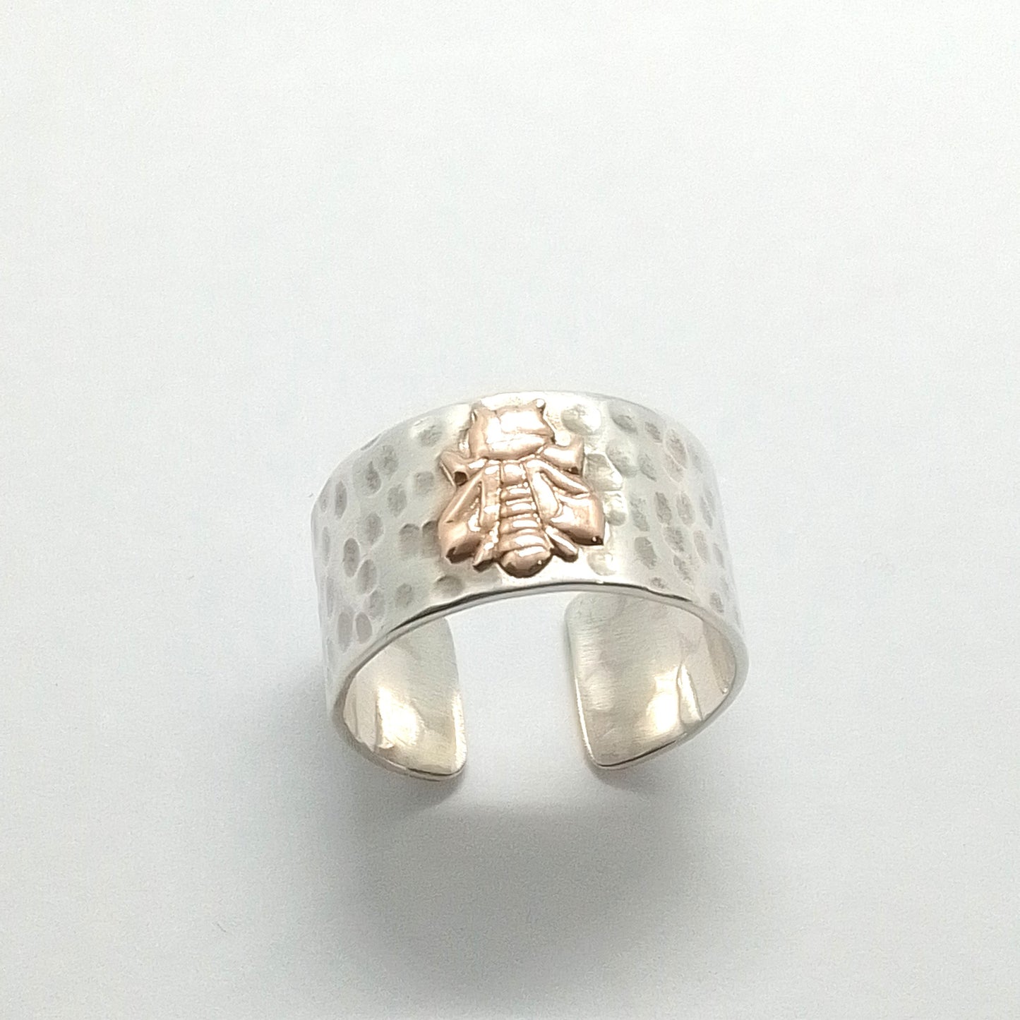 Anillo Plata y Oro Martillado Profecion Maestra