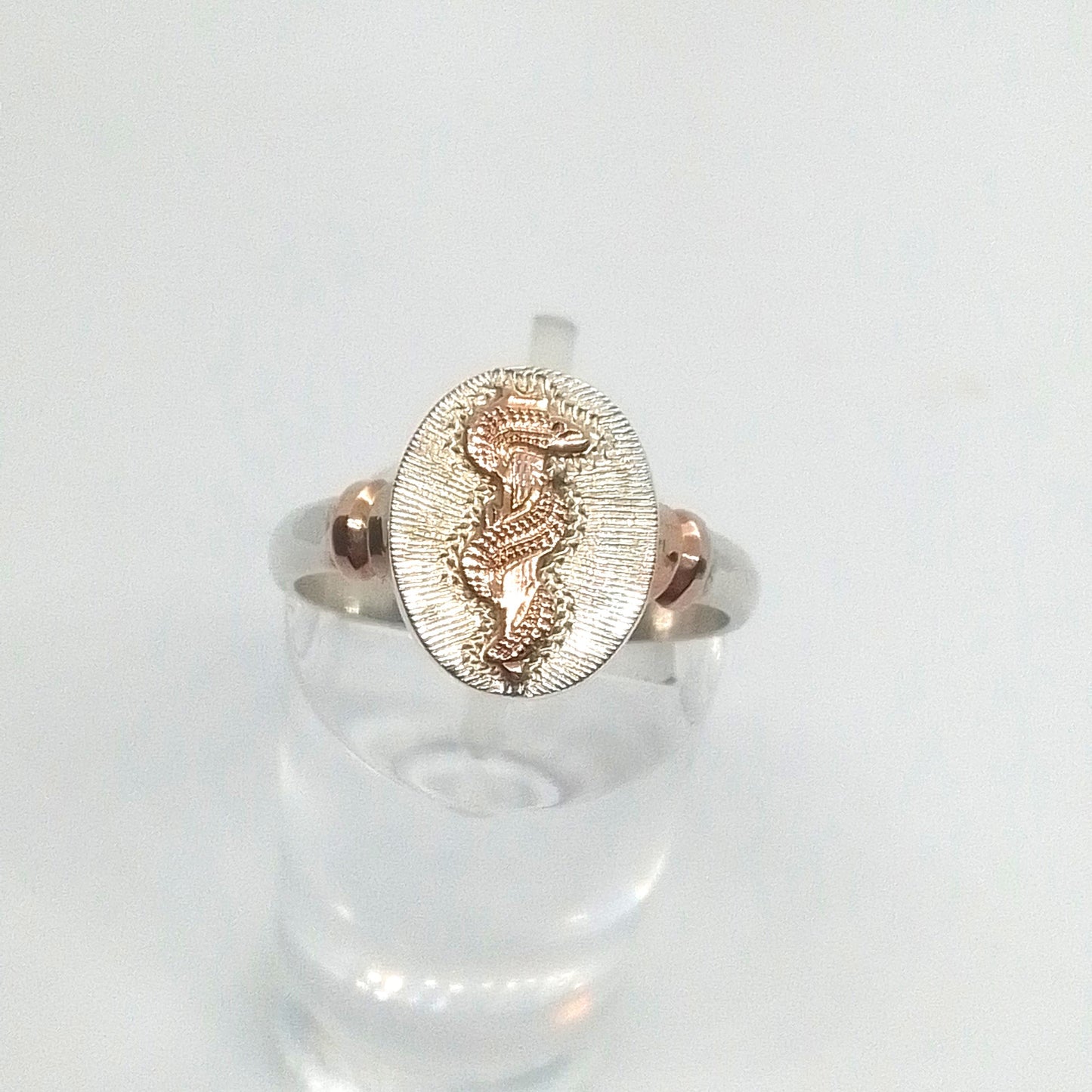 Sello de Plata y Oro oval (Médico)