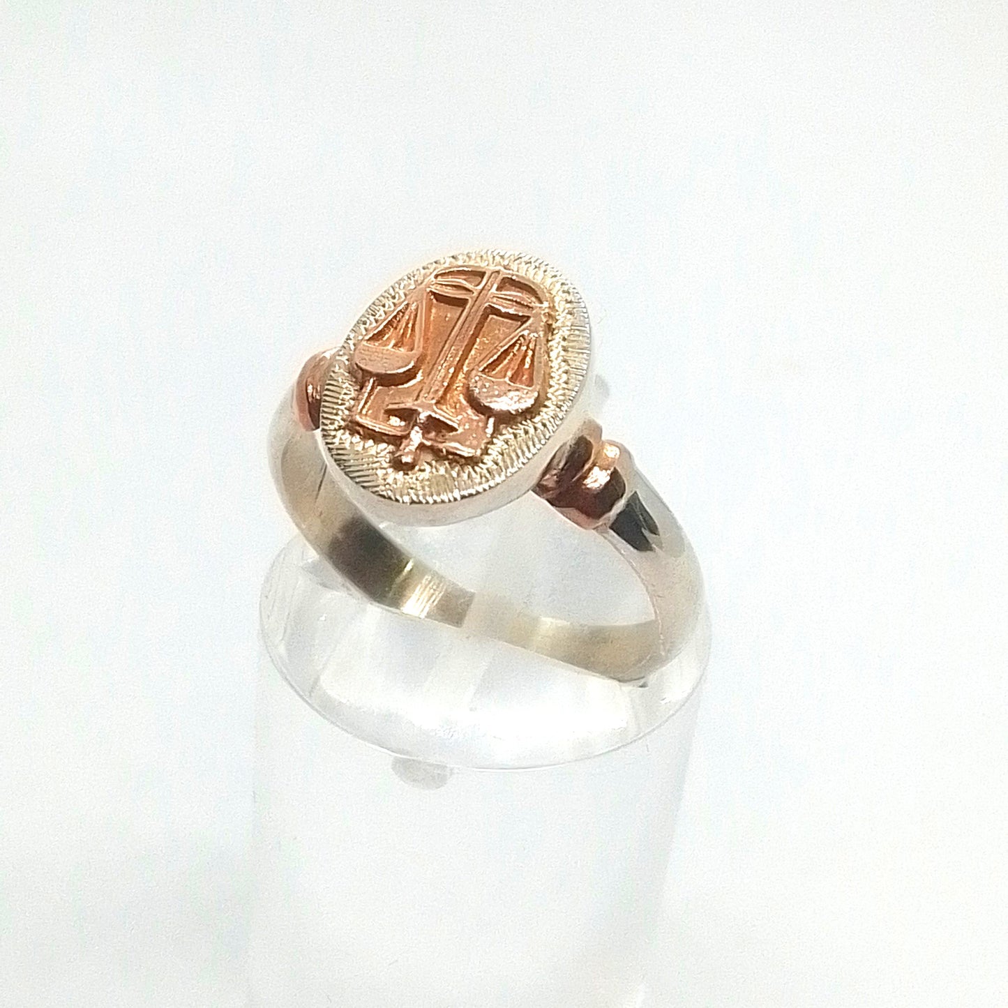 Anillo Plata y Oro Abogado