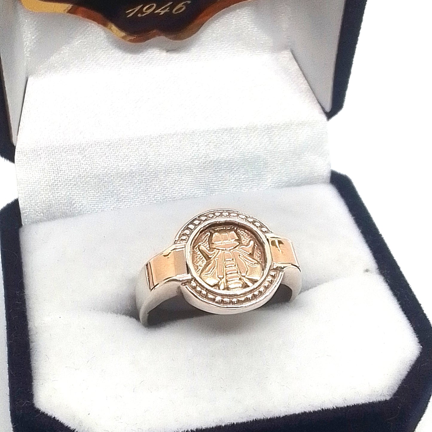 Sello de Plata y Oro (Maestra)