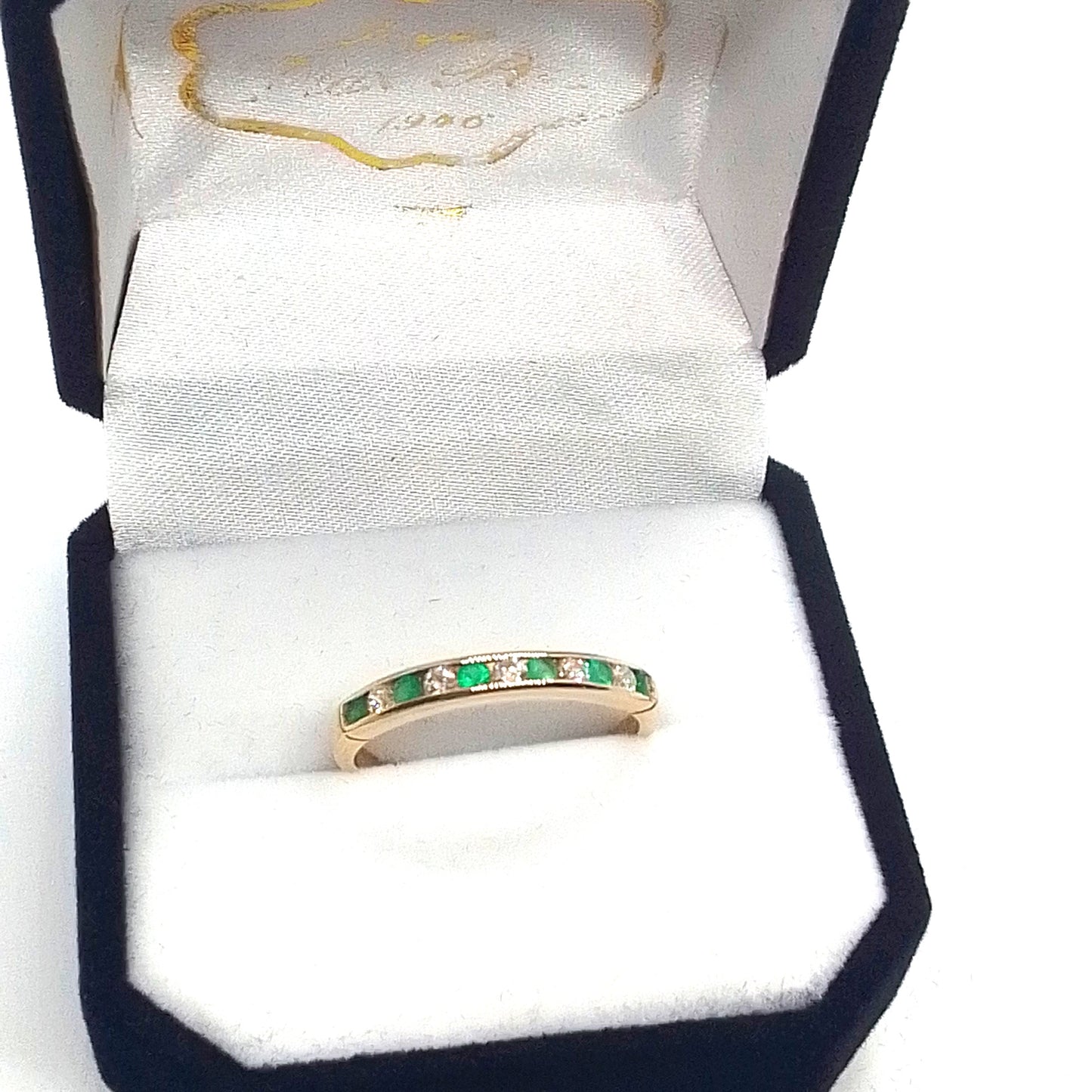 Anillo Medio Sin Fin con Esmeralda y Circonias Oro 10kts