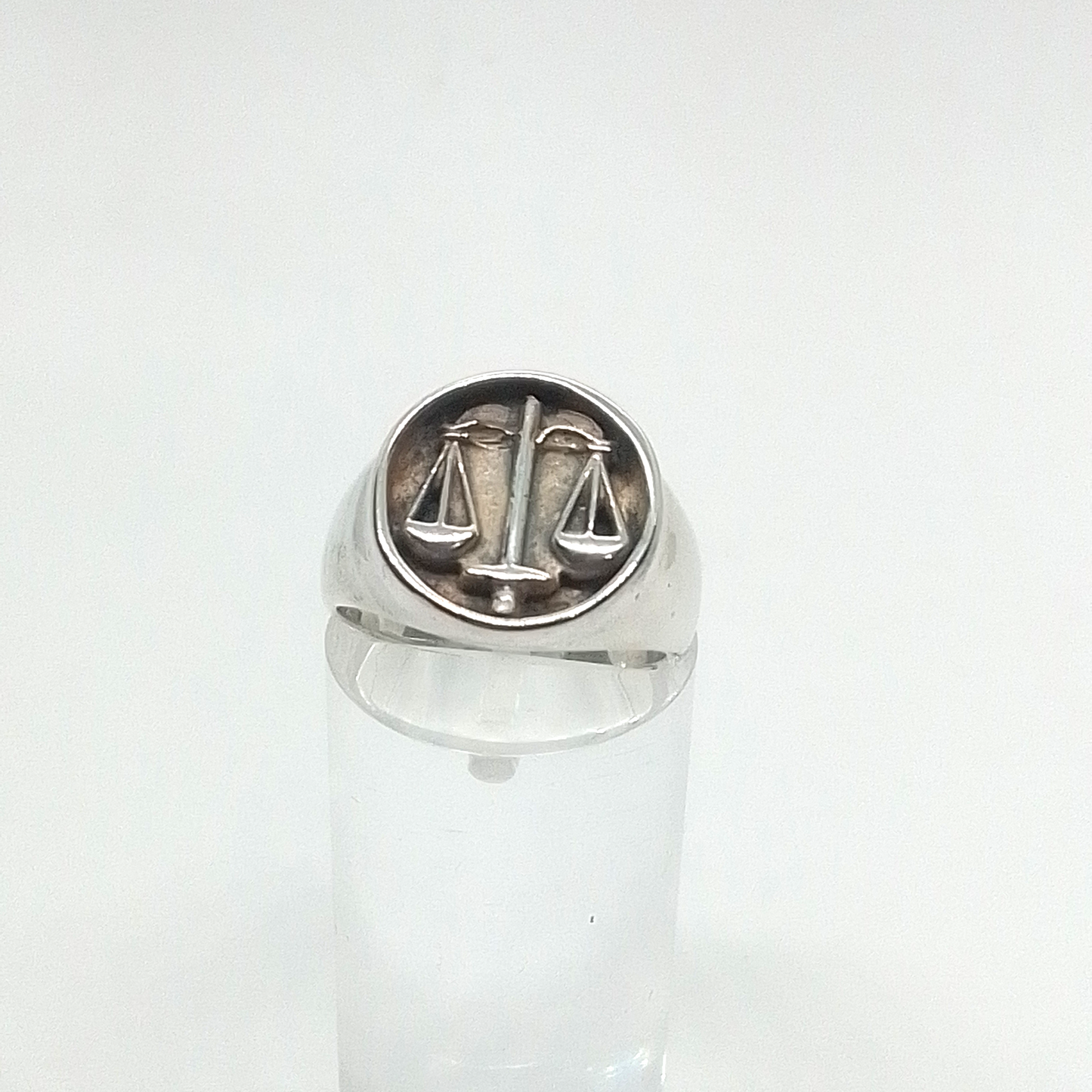Anillo En Plata simbolo Abogado