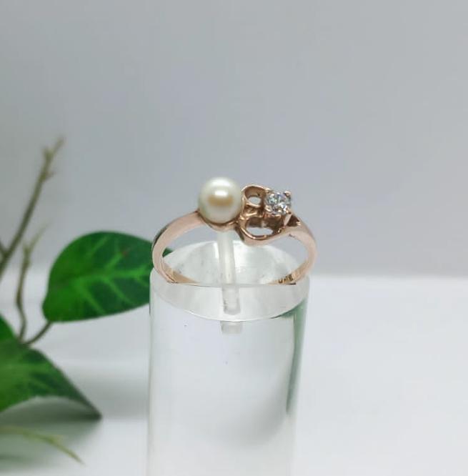 Anillo Oro 10k Perla y Circonia