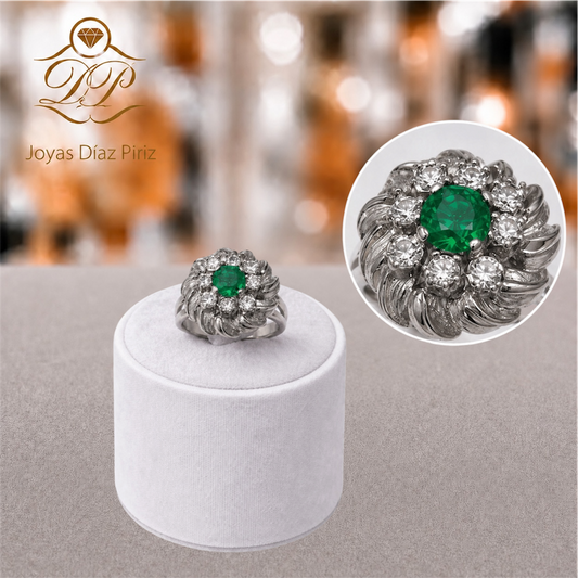 ANILLO ORO 18K GRIS CON BRILLANTES Y ESMERALDAS